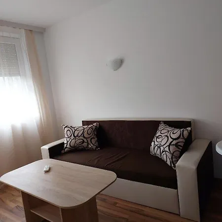 Beach Pomorie Apartment Apartmán *
